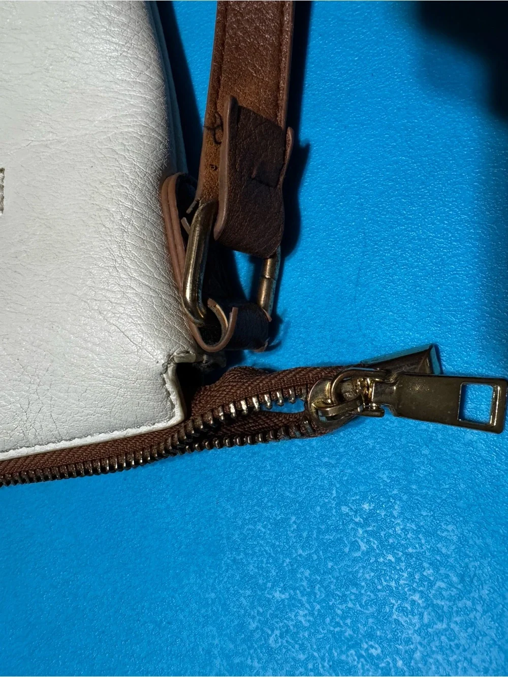 Wesbronco Two-Tone Leather like Bag — White and Brown
